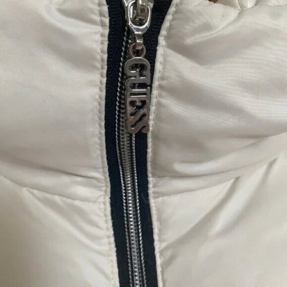 GUESS White Down & Feather Puffer Jacket – Size L (Lightweight Warm Winter Coat) - Picture 10 of 11